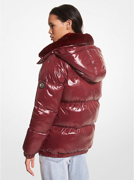 Michael Kors Faux Fur-Trim Quilted Nylon Puffer Ženske Jakna MERLOT | HR1373MQG