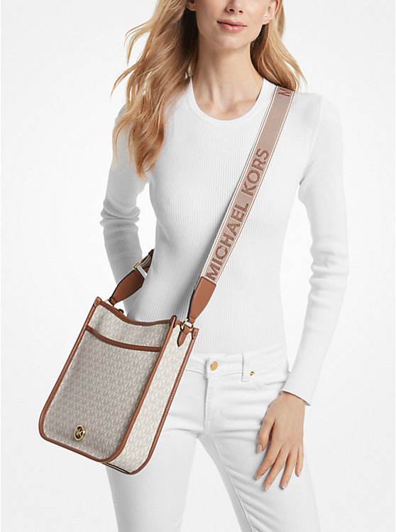 Michael Kors Luisa Large Signature Logo Ženske Kurirska Torba VANILLA/LUGGAGE | HR1165MQV